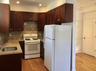 2484 W 1st St, Brooklyn, NY 11223