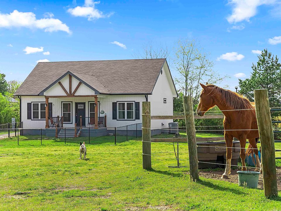 1st image of 198 Shelly Ln