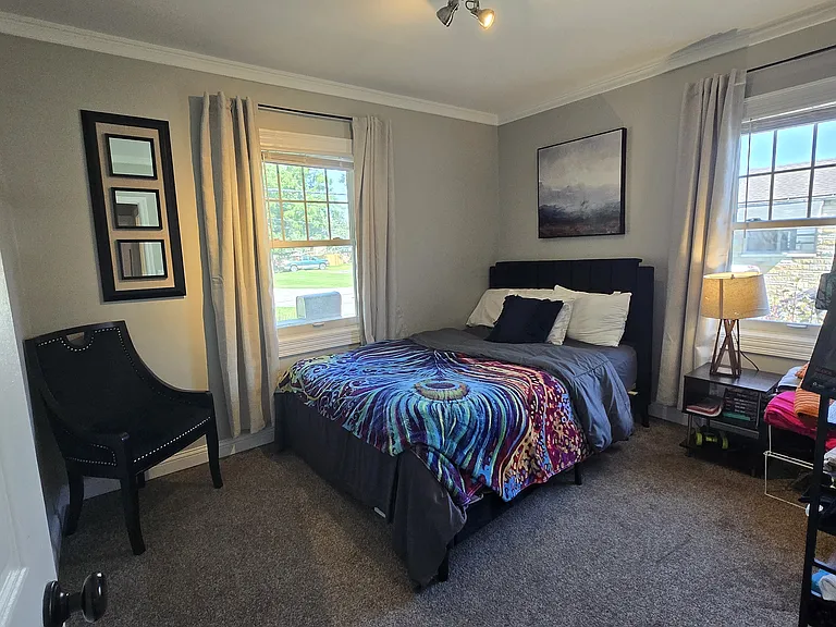 2857 S Capitol Ave — Photo 6