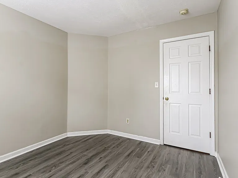 5384 Lakeside Manor Dr — Photo 21