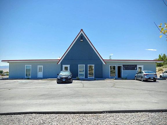3rd image of 885 N Pueblo Blvd