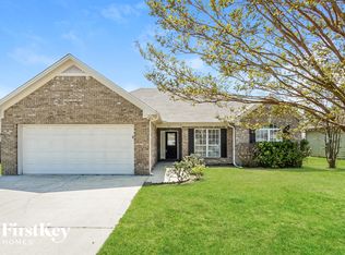 117 Spring St, Calera, AL 35040