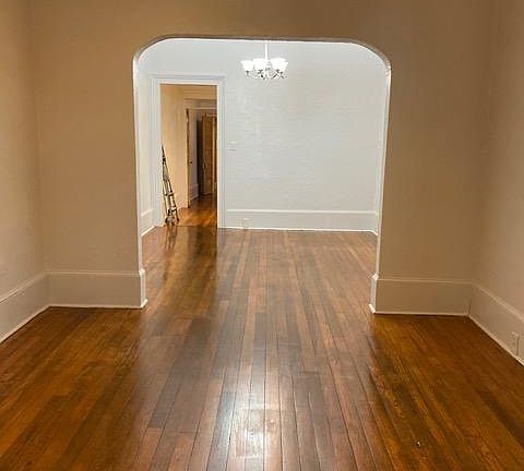 4th image of 6034 Magazine St APT D