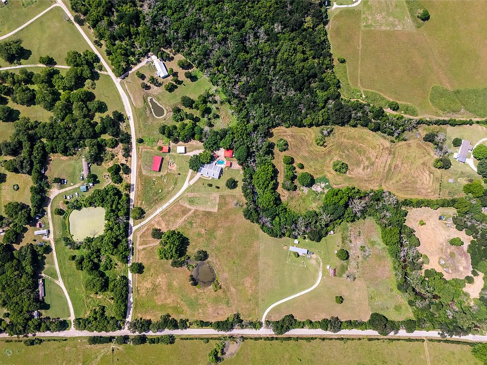 2nd image of 168 Country Dr