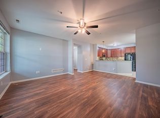 953 E Summerfield Gln, Ann Arbor, MI 48103