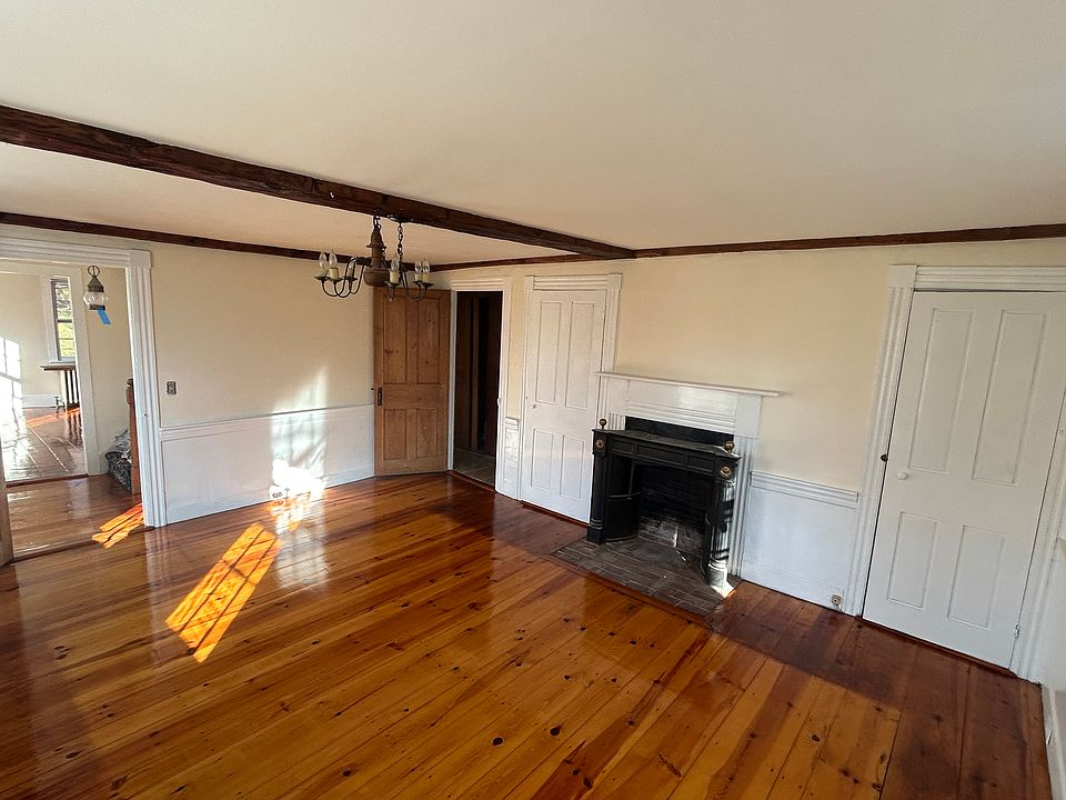 1st image of 86 Spring Rd