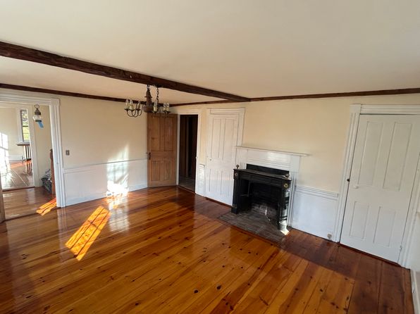 86 Spring Rd