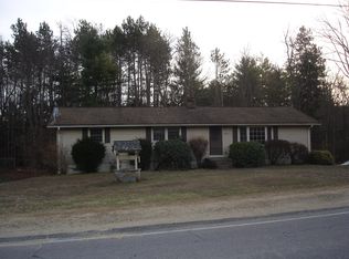 1033 Turnpike Rd, Ashby, MA 01431