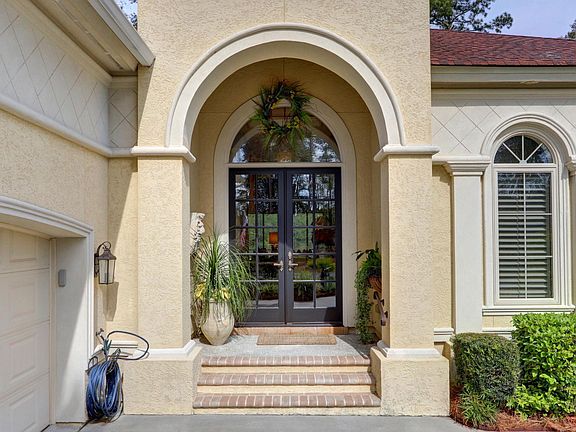 2nd image of 52 Wicklow Dr