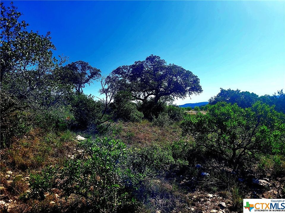 2nd image of 1092 Canyon Riv
