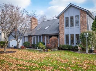 780 N Greece Rd, Rochester, NY 14626