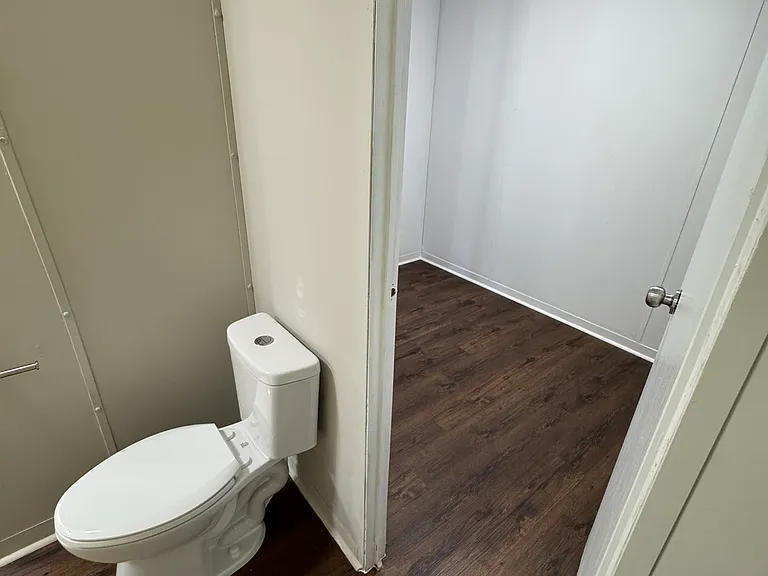 223 Barewood Dr — Photo 12