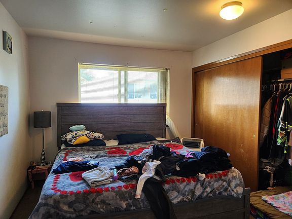 5th image of 2232 & 2234 Yew St #2234
