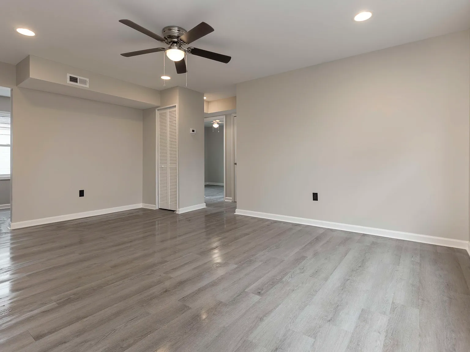 1413 Nightingale Rd - Unit 4 A — Photo 4