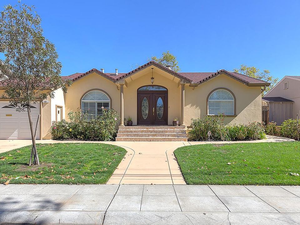 1st image of 79 Loma Vista Dr