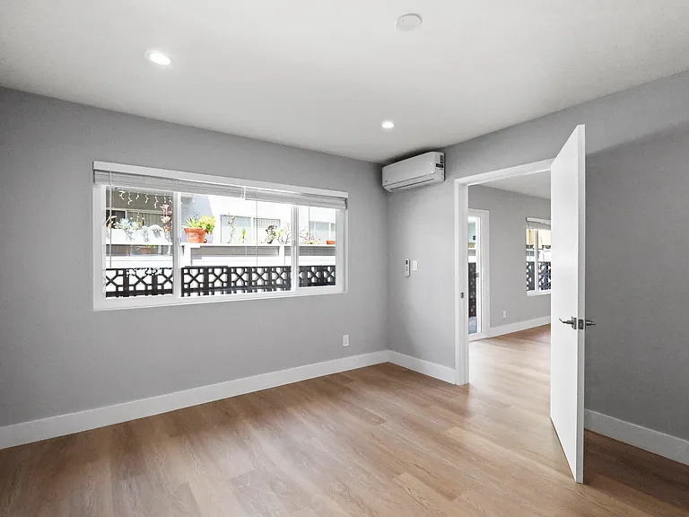 937 N Alfred St #G3 — Photo 18