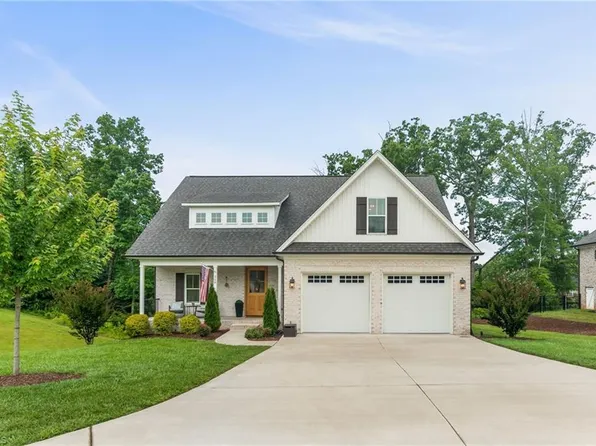 328 Prescott Dr, Winston Salem, NC 27107