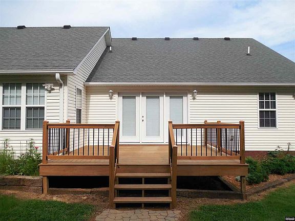 4th image of 160 Lakeview Dr