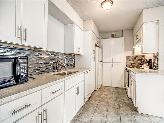 3rd image of 8121 Ferguson Rd #8121