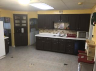 74 Mary St, Chicopee, MA 01020