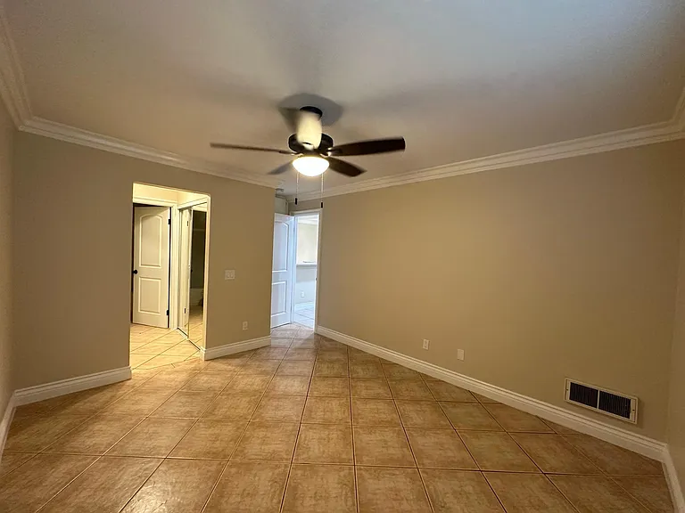 227 Woodland Pkwy #161 — Photo 18