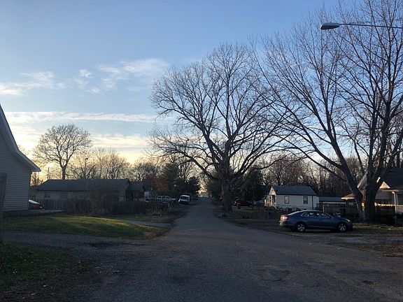 4th image of 1219 McDougal St