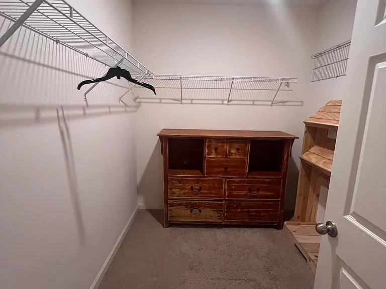 309 Cactus St SE — Photo 10