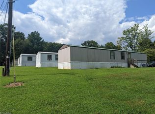 109 Sheets Park Ln, Mount Airy, NC 27030