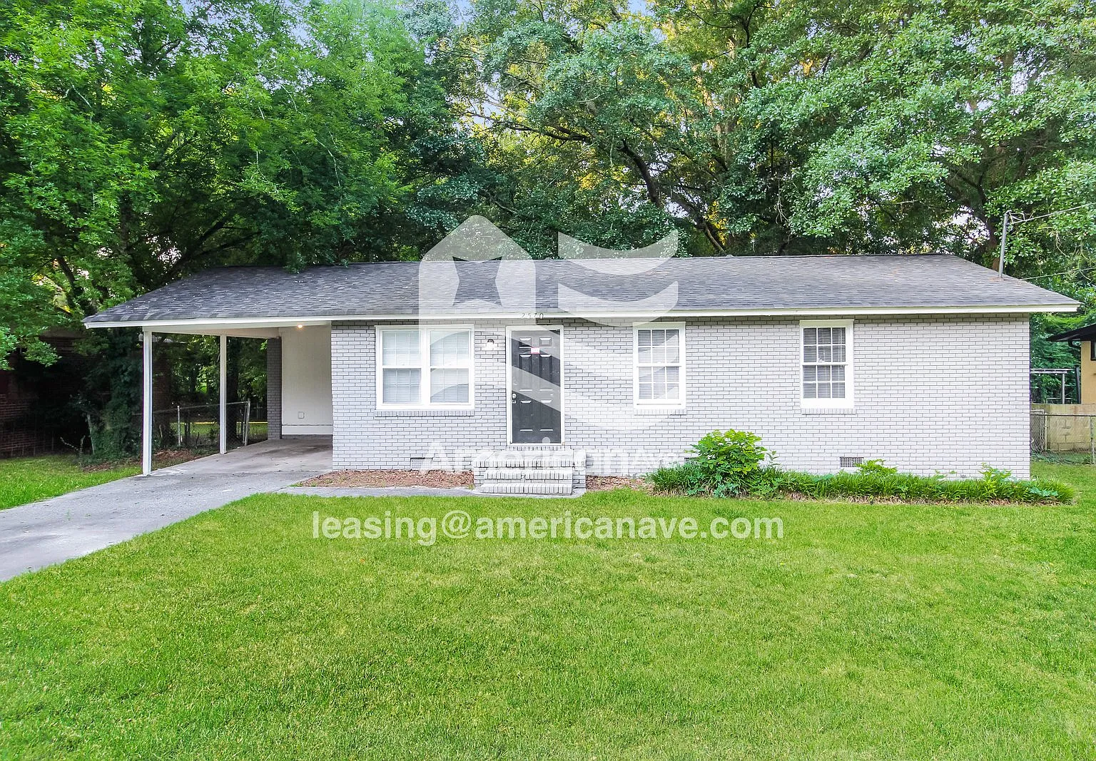 3 bed, 1.0 bath, 963 sqft, $872 — Photo 1