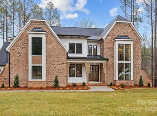 3945 Ostler Ct, Lancaster, SC 29720
