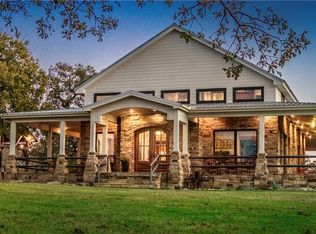 2233 County Road 323, Lexington, TX 78947