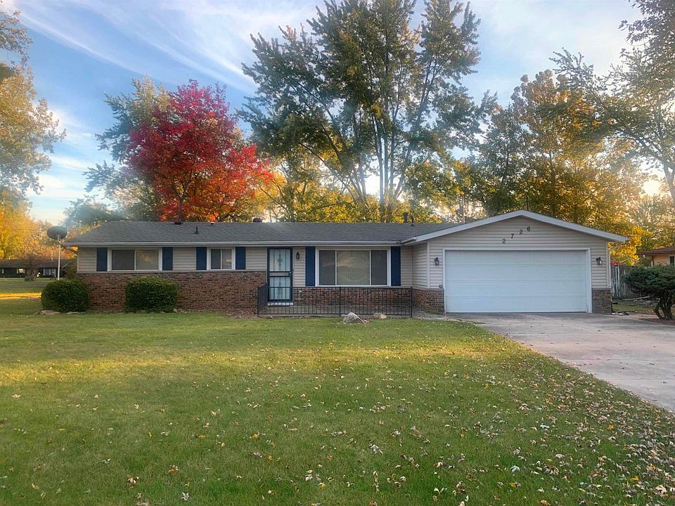 1st image of 2726 Oakwood Dr