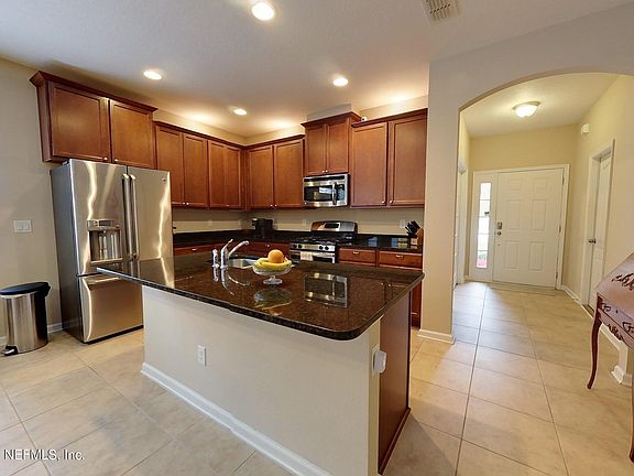 3rd image of 53 Vestavia Ct