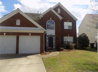 10820 Fountaingrove Dr, Charlotte, NC 28262