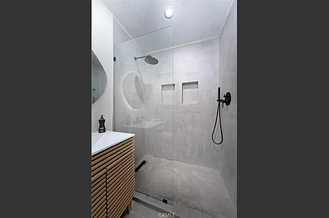 6135 Montecito Dr #8 — Photo 7