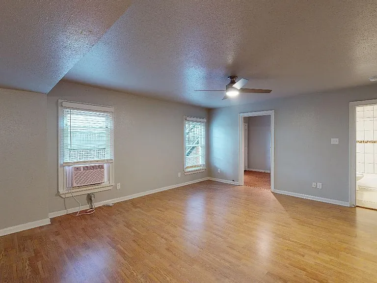 4515 Junius St — Photo 20