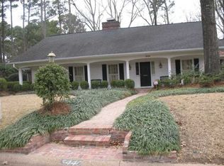 5440 Saratoga Dr, Jackson, MS 39211