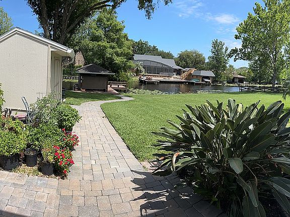 4th image of 6181 Linneal Beach Dr