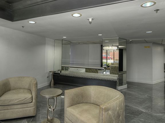 4th image of 1 Bloomingdale Pl APT 219