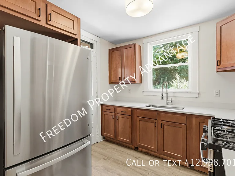 761 Shady Dr E — Photo 14