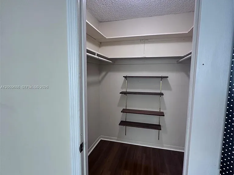 137 Golden Isles Dr #512 — Photo 6