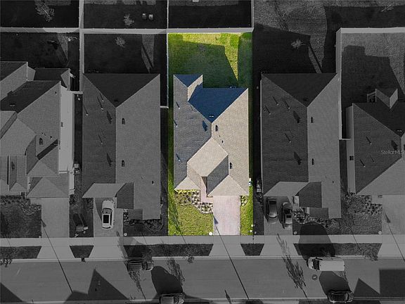 5th image of 1177 Fox Hedge Ln