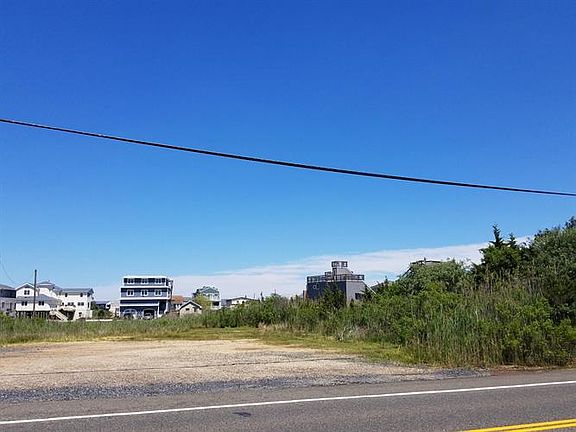 2nd image of 1280 E Bay Ave