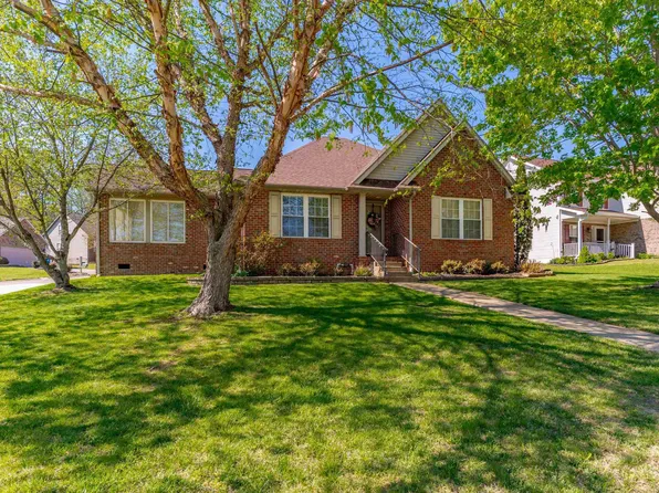 8016 Bayberry Dr, Evansville, IN 47711