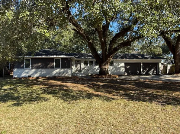 4724 Darlene St, North Charleston, SC 29405