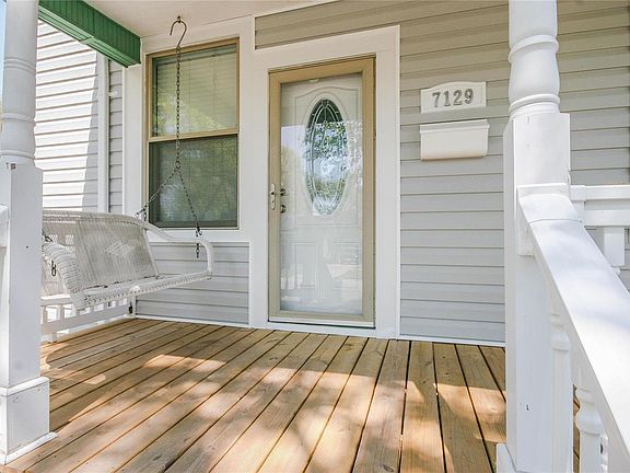 3rd image of 7129 Lindenwood Pl