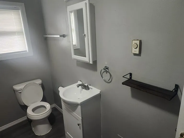 717 V St #1 — Photo 7