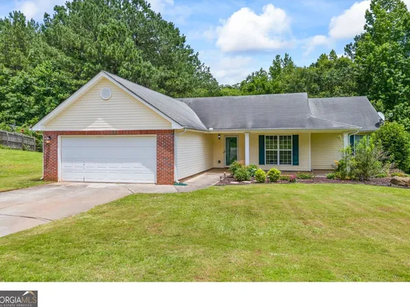 560 Pin Oak Dr, Bethlehem, GA 30620