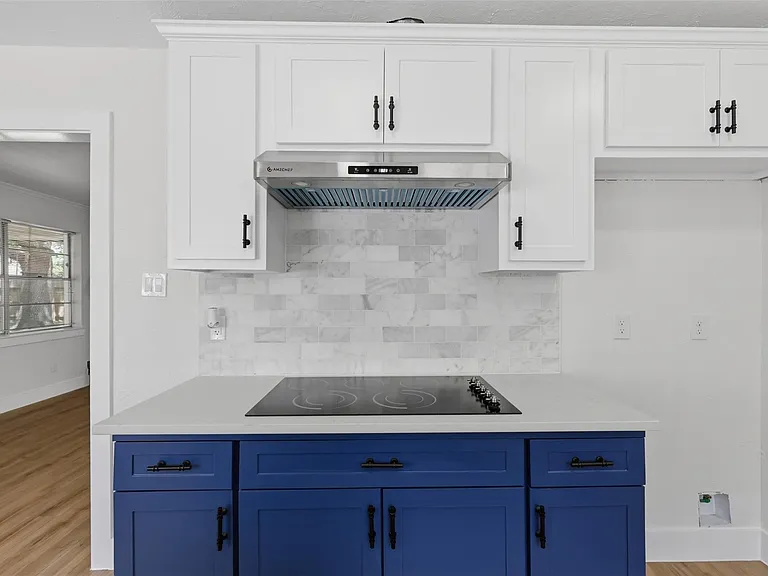 11507 Barwood Bend Dr — Photo 8