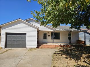 1005 E Walnut St, Altus, OK 73521